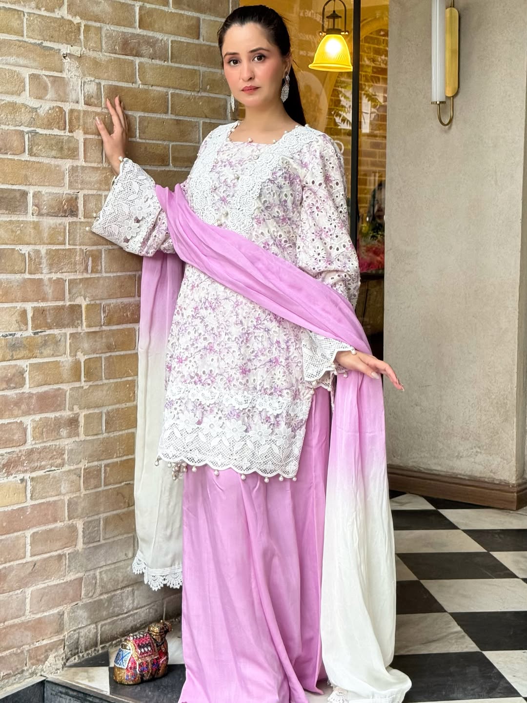 Noor-e-Lilac