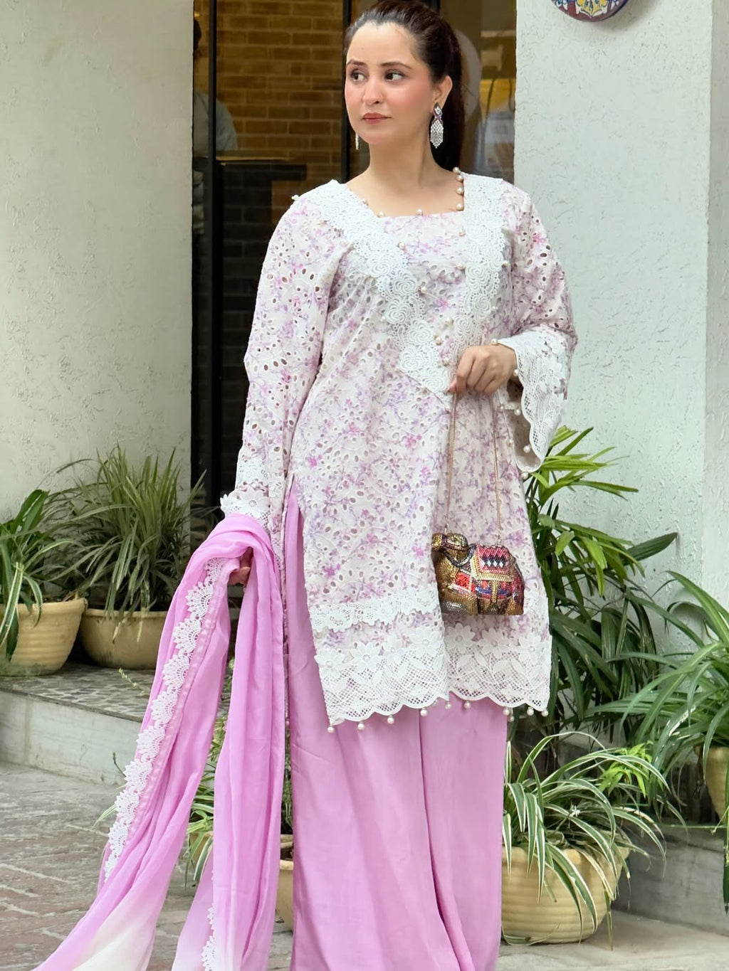 Noor-e-Lilac